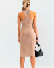 Vestido color nude U