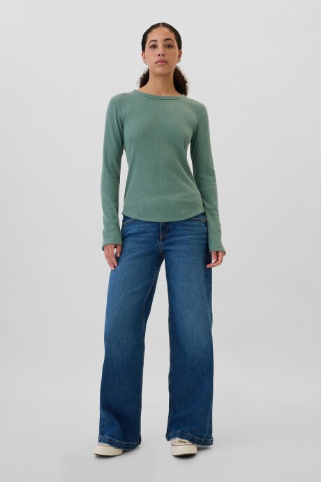 Remera Waffle Cuello Redondo Mujer District Green