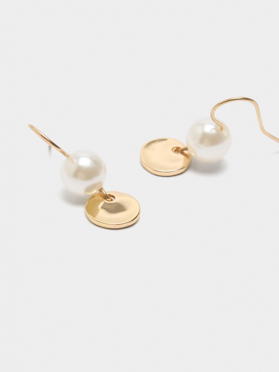 Pendientes De Perlas Y Medallas blanco