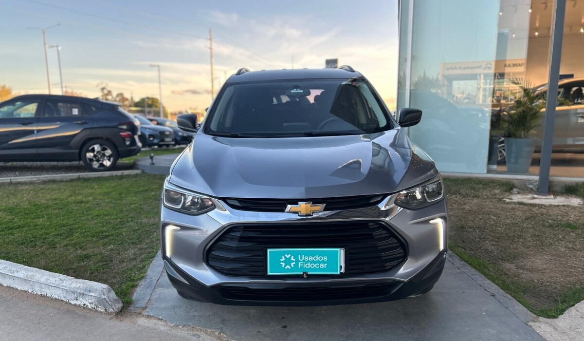 Chevrolet Tracker 1.2 LS MT 2022 Chevrolet Tracker 1.2 LS MT 2022