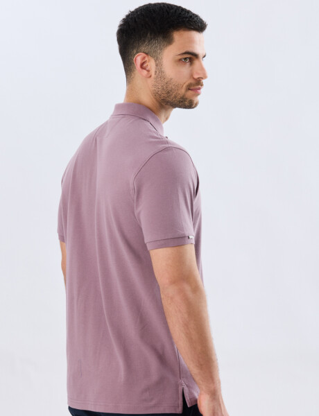 REMERA POLO LISA PIQUÉ Uva