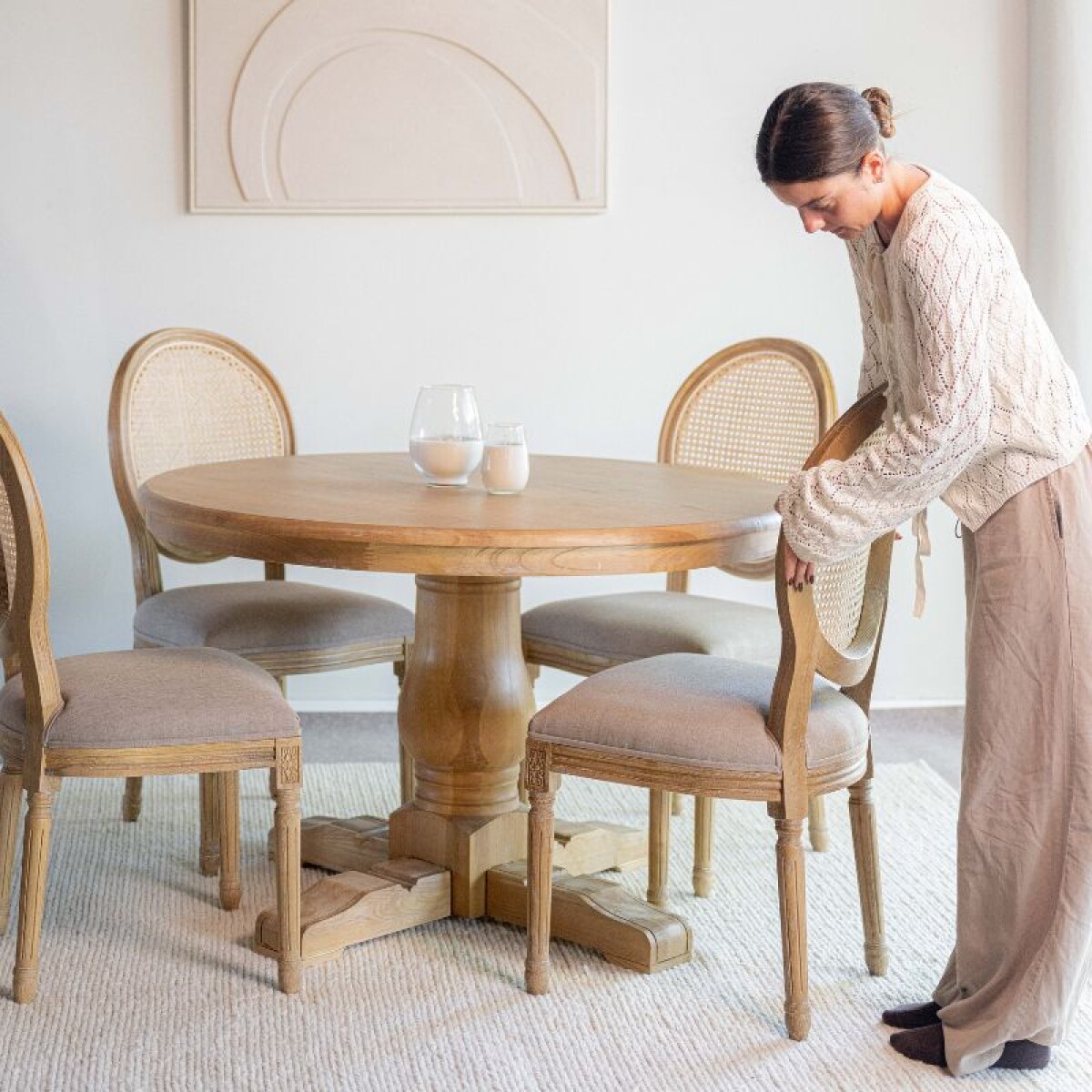 Mesa de Comedor Volutta / Natural con base blanca 