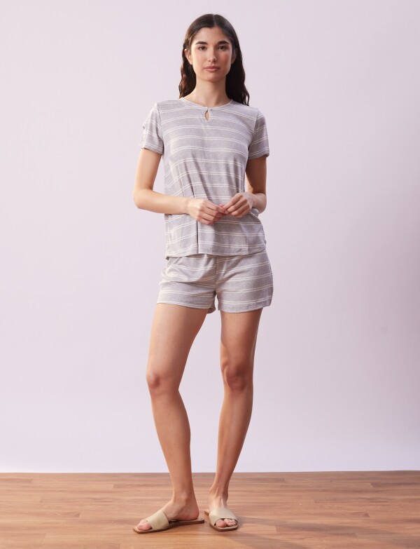 Pijama Con Short GRIS