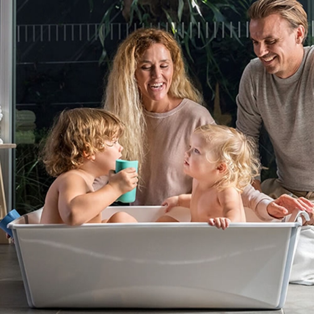 Baño Stokke XL flexibath blanco gris