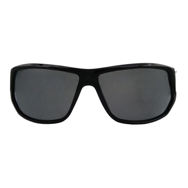 RG018819 negrouniforme