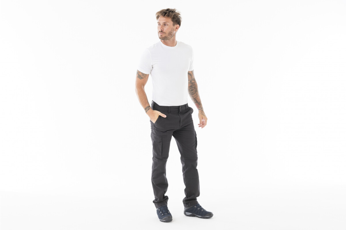 PANTALON CARGO FLEX Negro