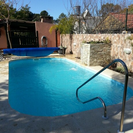 Piscina de fibra rectangular 7.30 x 3.30 x 1.40 mts. Piscina de fibra rectangular 7.30 x 3.30 x 1.40 mts.