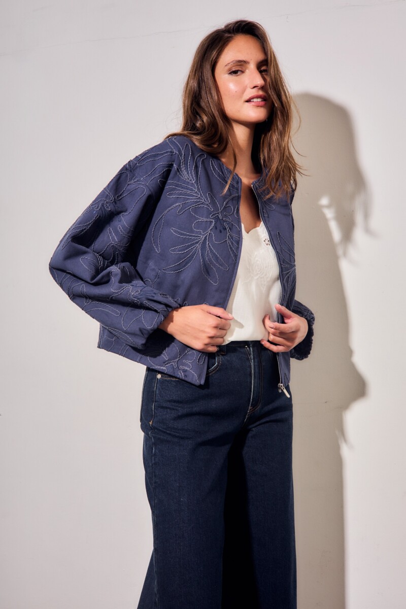 Campera Bomber Con Bordado Denim