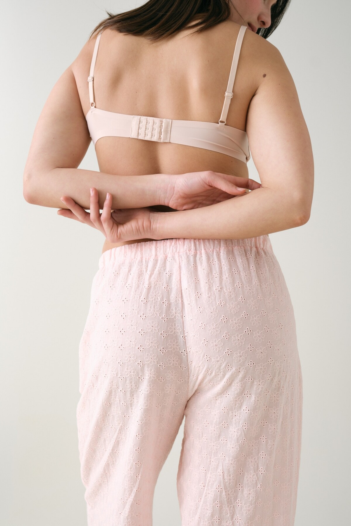 Pantalón Recto Broderie Rosado