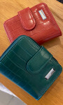BILLETERA PALOMA VERDE INGLÉS