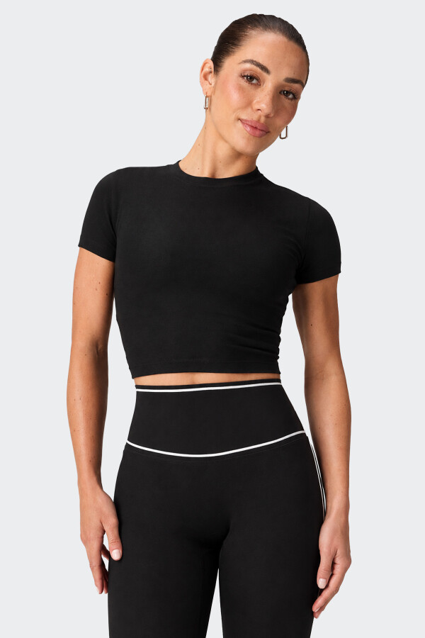 Remera Fabletics Cotton Crropped Negro