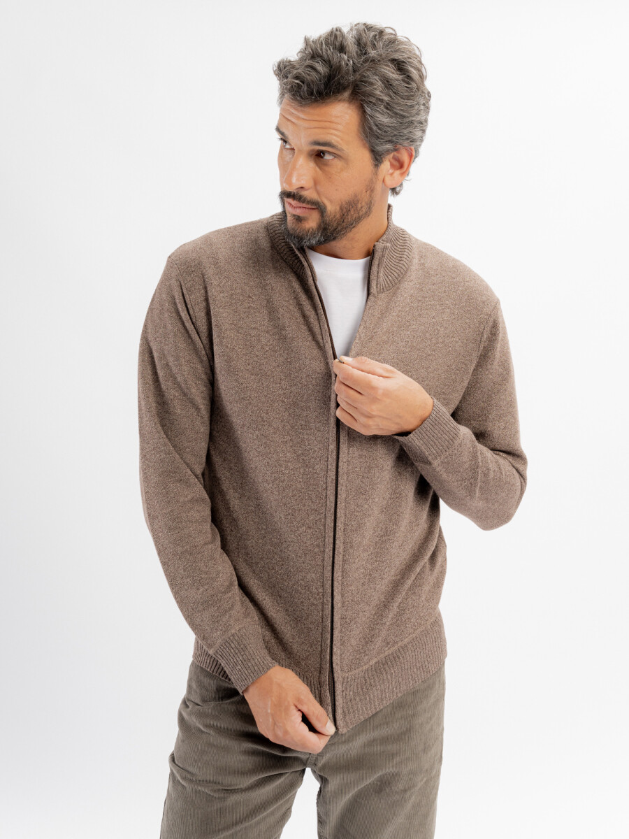 Campera tejida - marron 