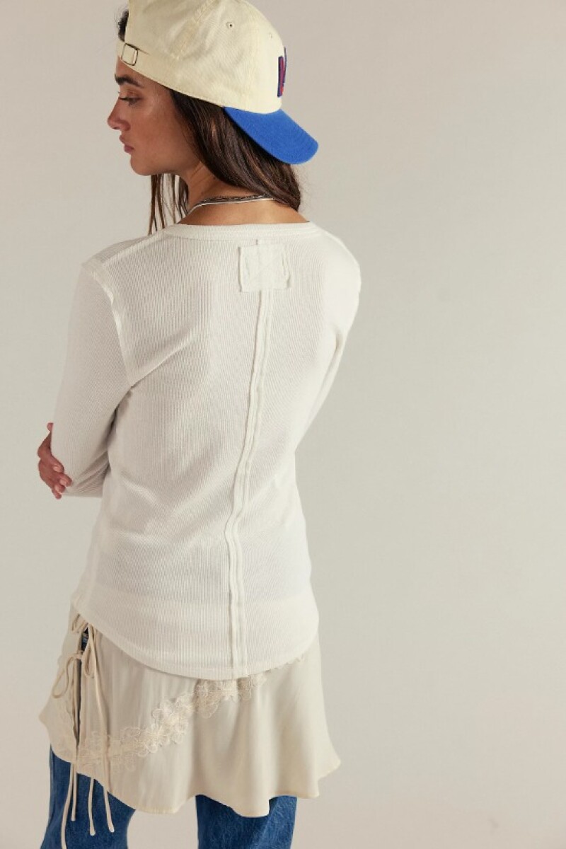 CAMISETA JAMIE Marfil