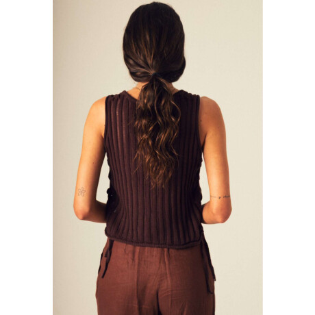 Musculosa Chani Brownie