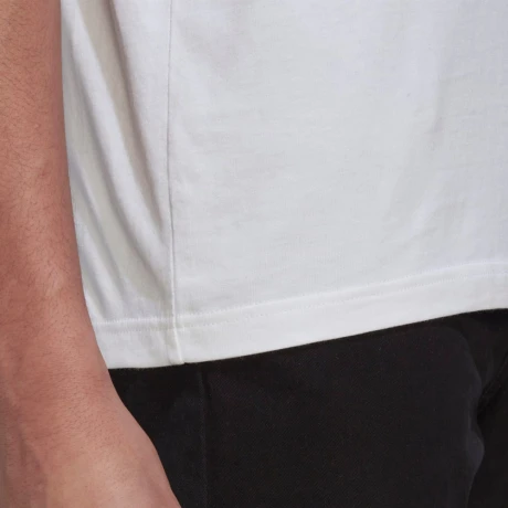 REMERA adidas ESTAMPADA CAMO White