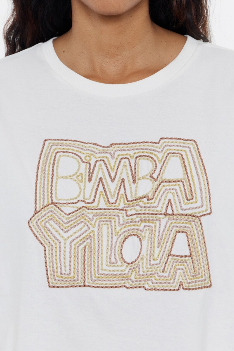 CAMISETA LOGO BORDADO Marfil