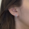Aros de oro blanco 18k con triple hilera de circonias Aros de oro blanco 18k con triple hilera de circonias