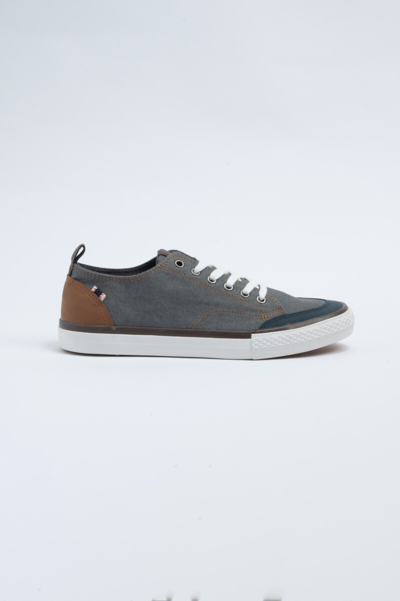 Zapatilla acordonado casual Gris