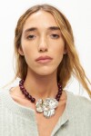 Collar dije flor bolas bordo