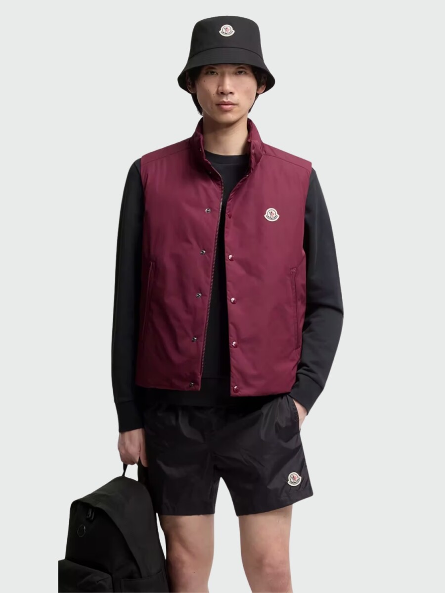MONCLER - Short de baño con parche de logo 