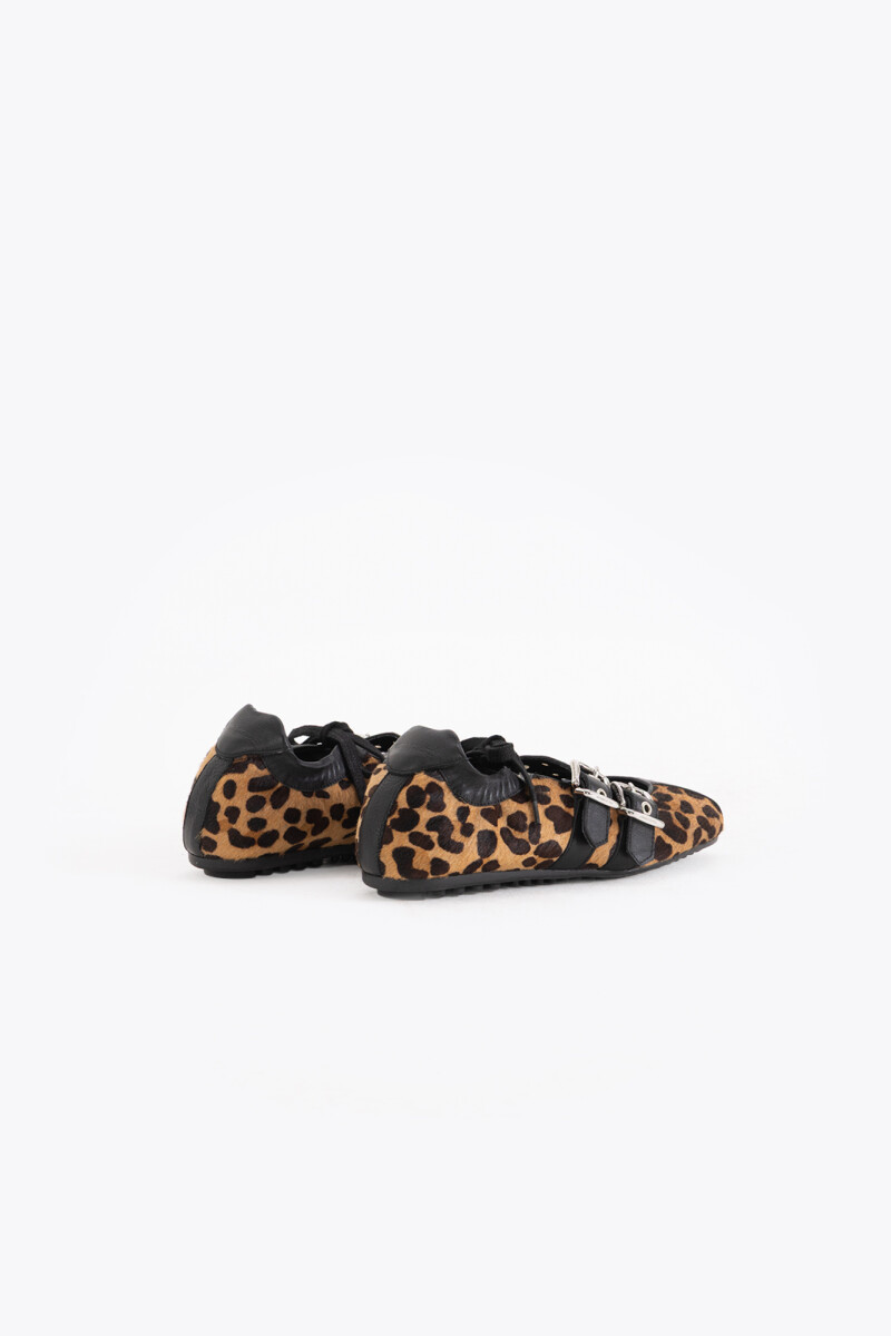 MARY JANE IRIS WILD Leopardo