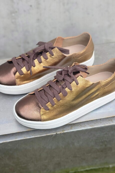 Zapatilla Aline Metalic combinado oro y bronce