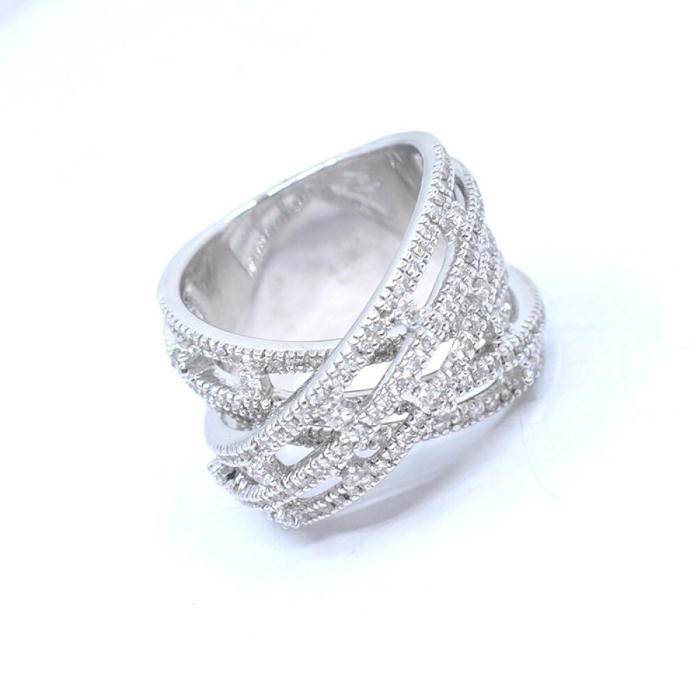 Anillo en oro 18k blanco y brillantes Anillo en oro 18k blanco y brillantes