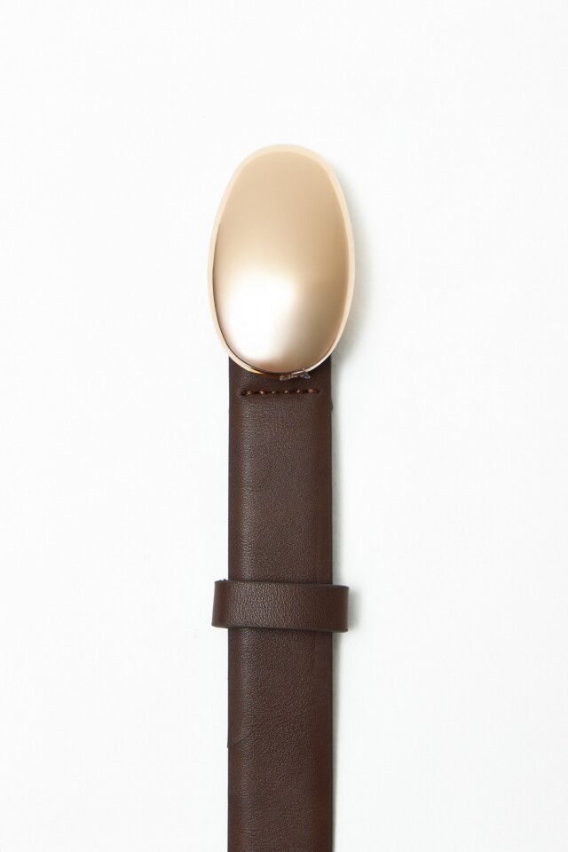 Cinturón clásico hebilla oval chocolate