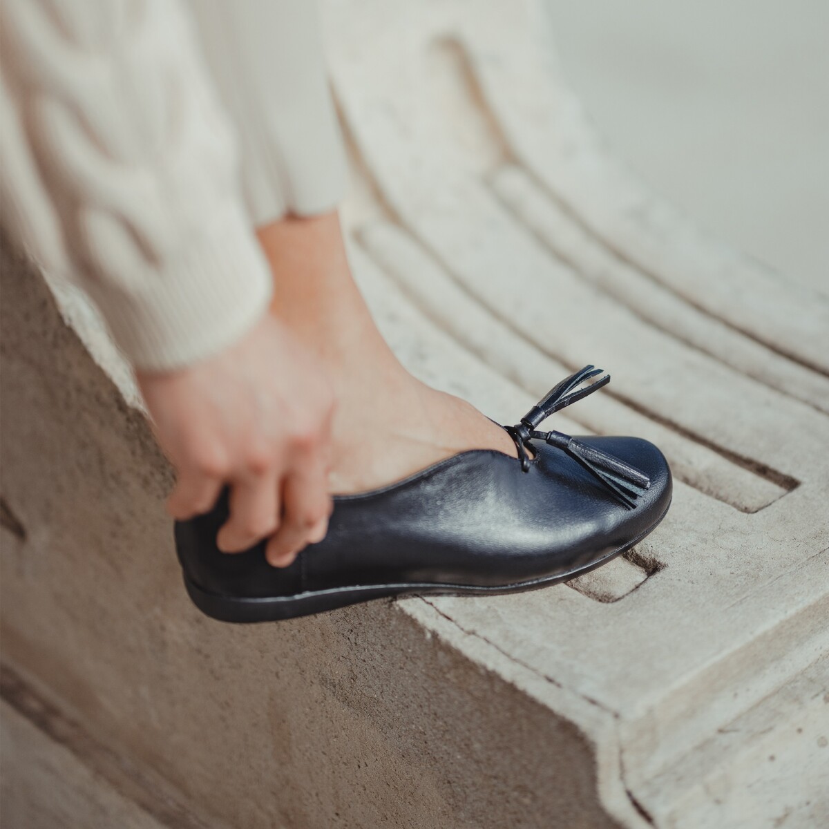 ZAPATO VENET - CUERO ATINO - NEGRO 