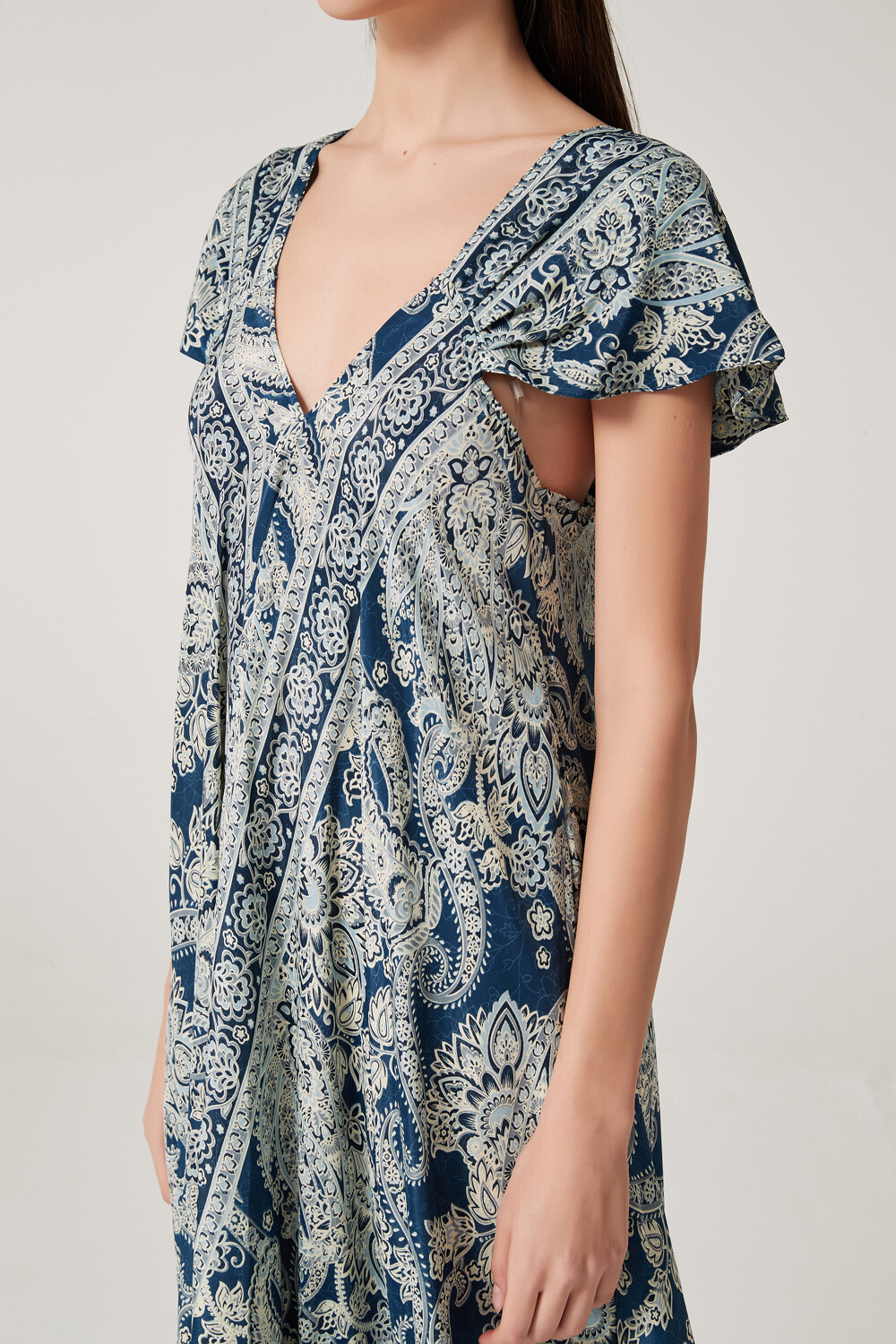 Vestido Adhira Estampado 13