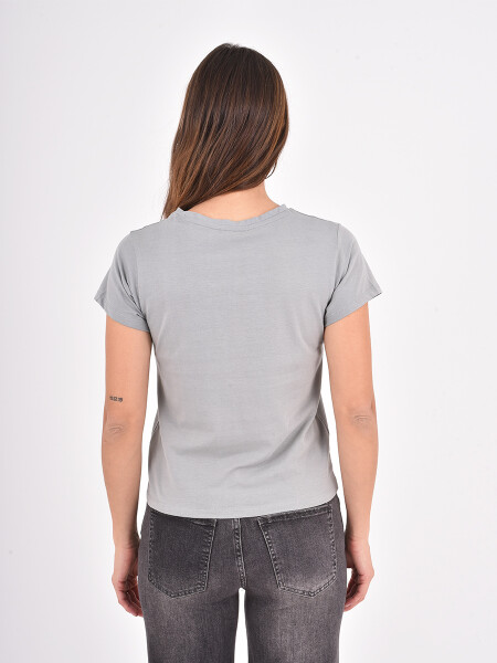 REMERA NELA GRIS