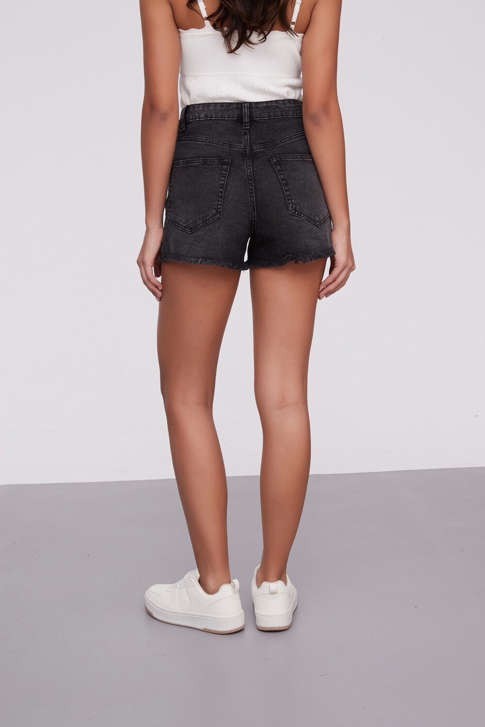 Short Malouma Gris Medio