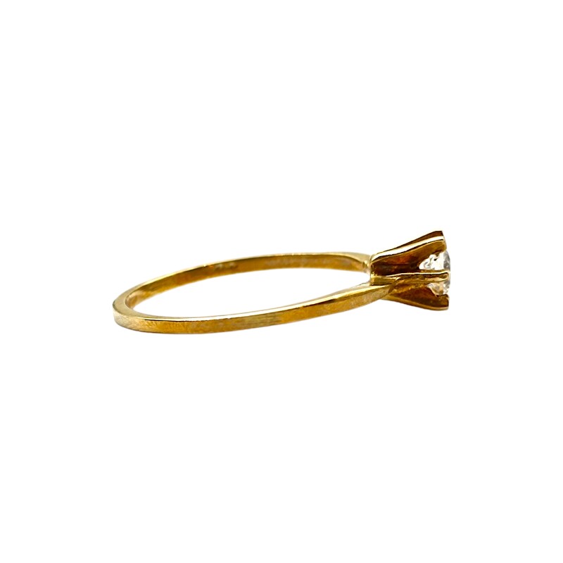 Anillo Solitario-Oro bajo-Piedra circonia-AN8056 conpiedra