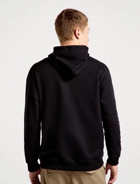 BUZO CON CAPUCHA MODELO COMFORT NEGRO
