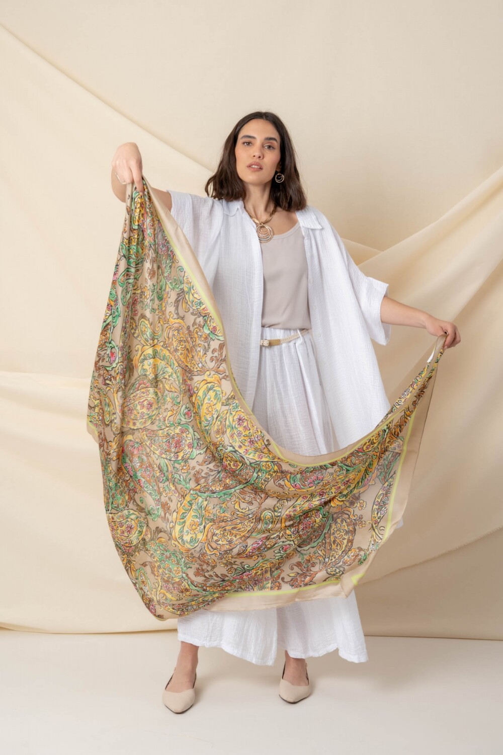 PAÑUELO ARABESQUE Beige