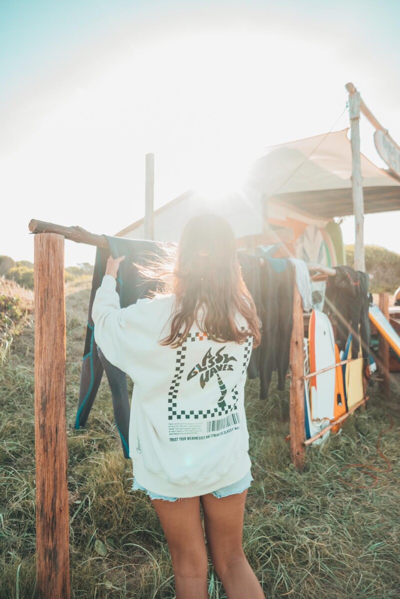 Buzo Explorer / Crudo 