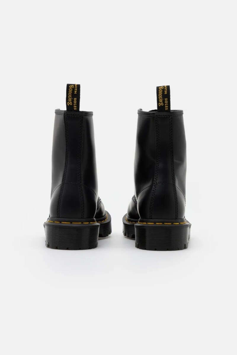 1462 W BLACK SMOOTH Negro