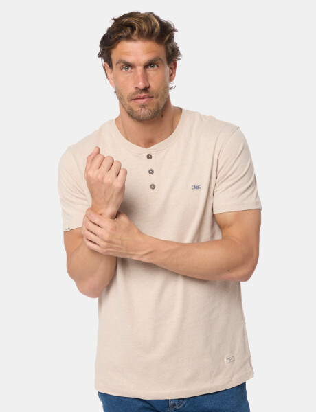 REMERA LISA CUELLO MAO Beige