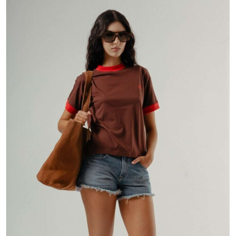 Camiseta Polit Brownie