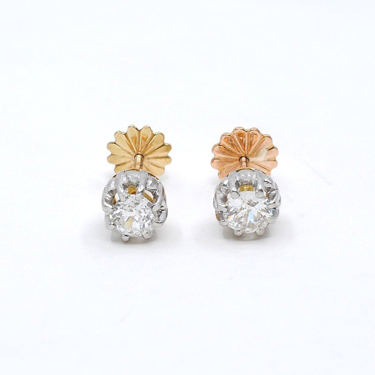 Caravanas En Oro 18K Y Brillantes 