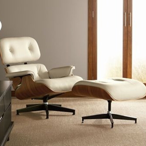 POLTRONA CUERO CHARLES EAMES - PERLA OPACO - C/APOYA PIES POLTRONA CUERO CHARLES EAMES - PERLA OPACO - C/APOYA PIES