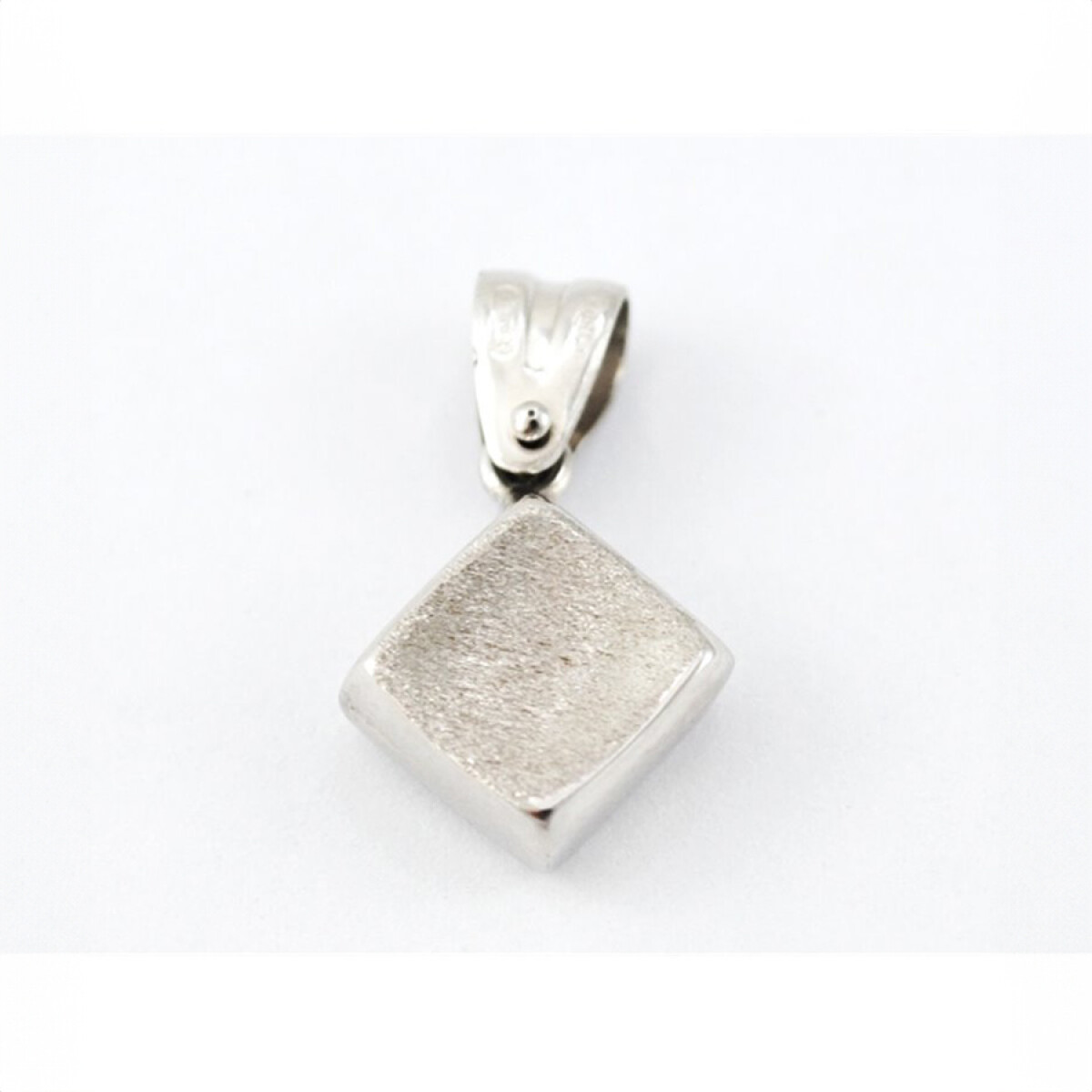 Dije Oro Blanco 18 K 