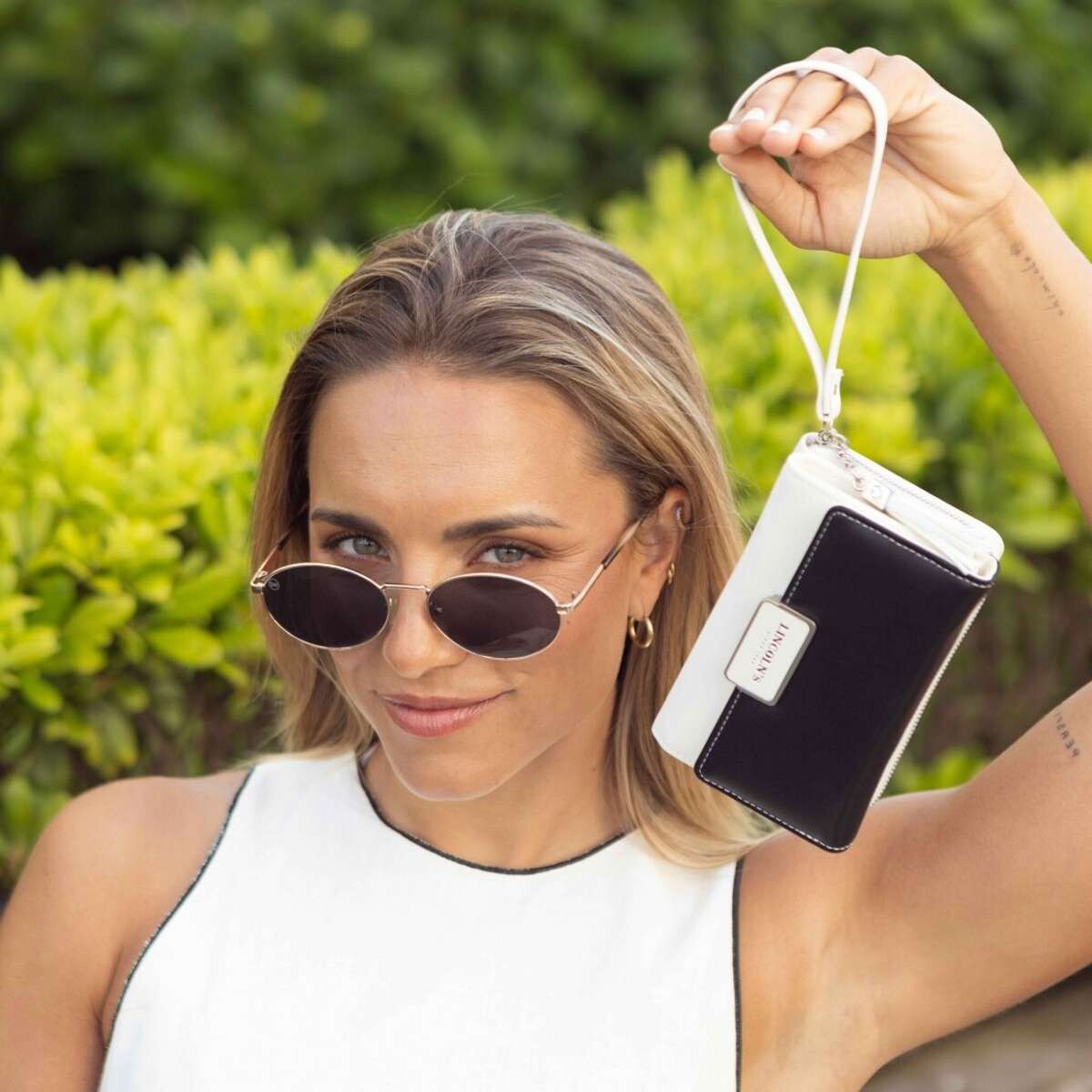 Billetera Lola - Negro C/Blanco 