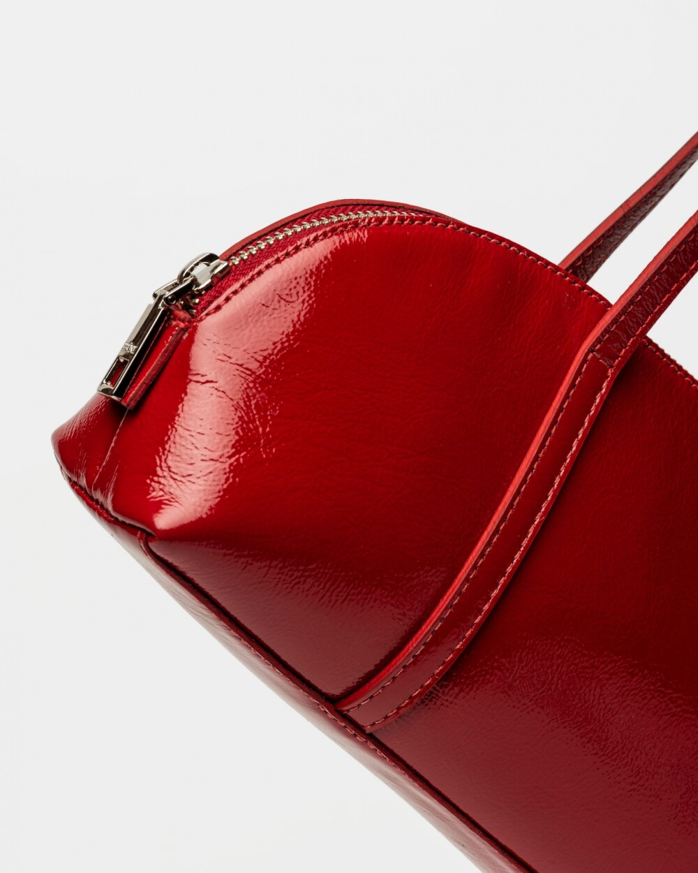 Cartera al hombro Bonnie en cuero charol Rojo