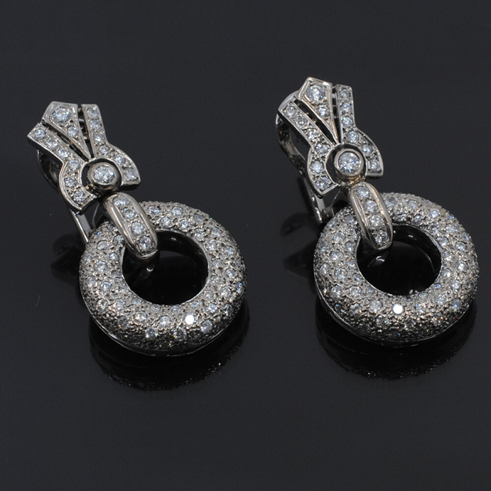 Par de caravanas oro 18k y brillantes Par de caravanas oro 18k y brillantes