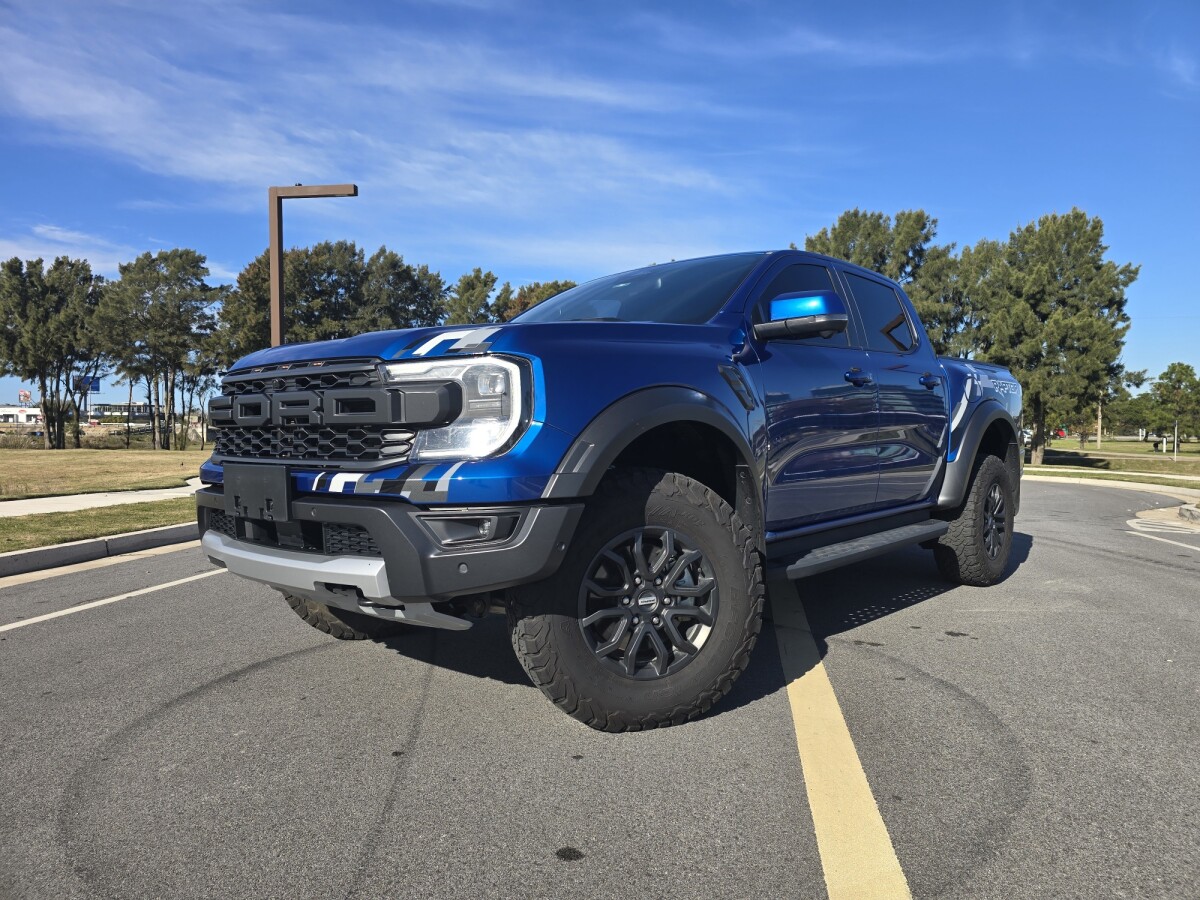 Ford Ranger Raptor 2025 EXCELENTE ESTADO| Permuta / Financia Ford Ranger Raptor 2025 EXCELENTE ESTADO| Permuta / Financia