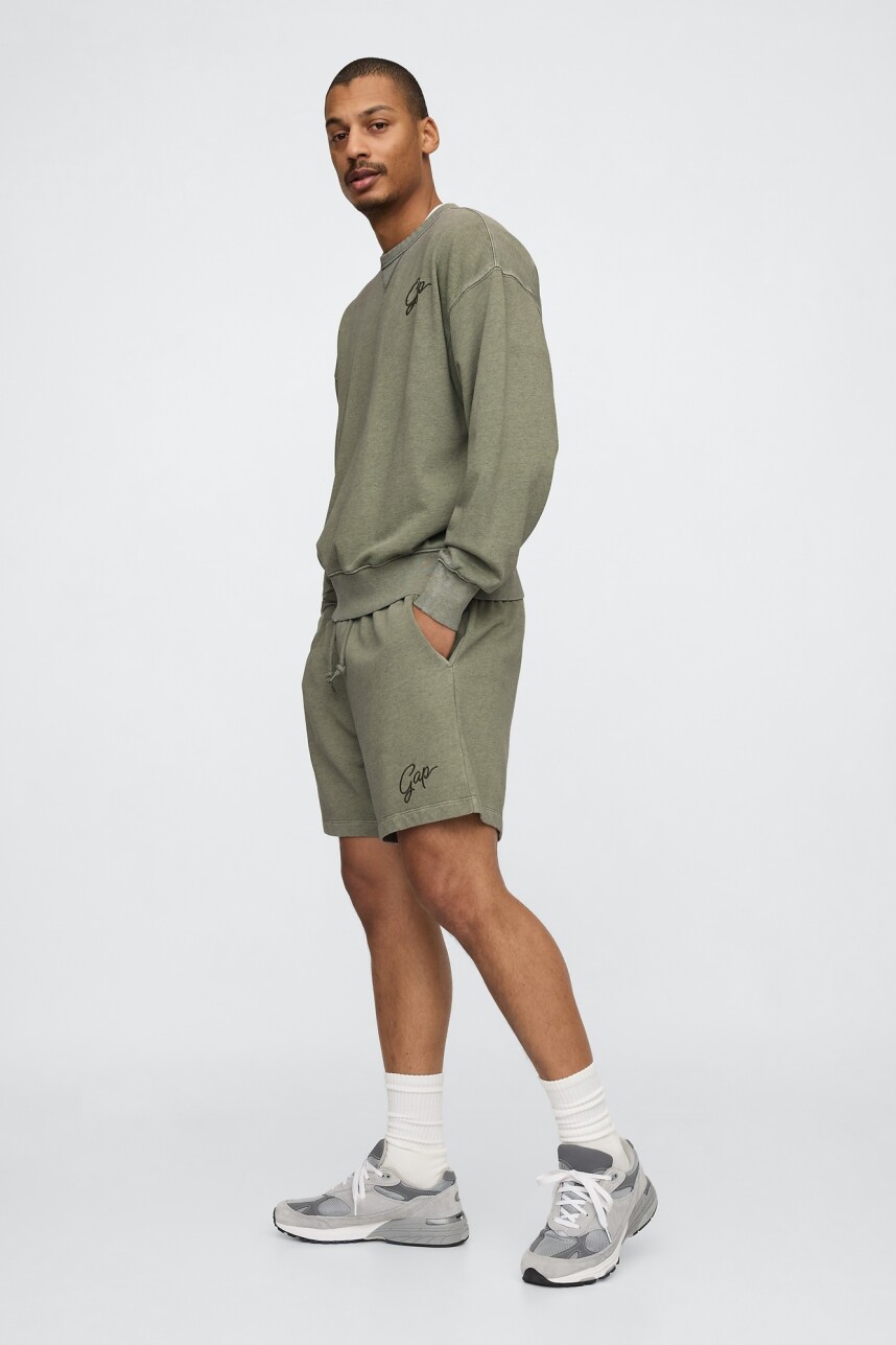 Short Deportivo Sin Felpa Logo Gap Hombre Thyme 19-0309 Tcx