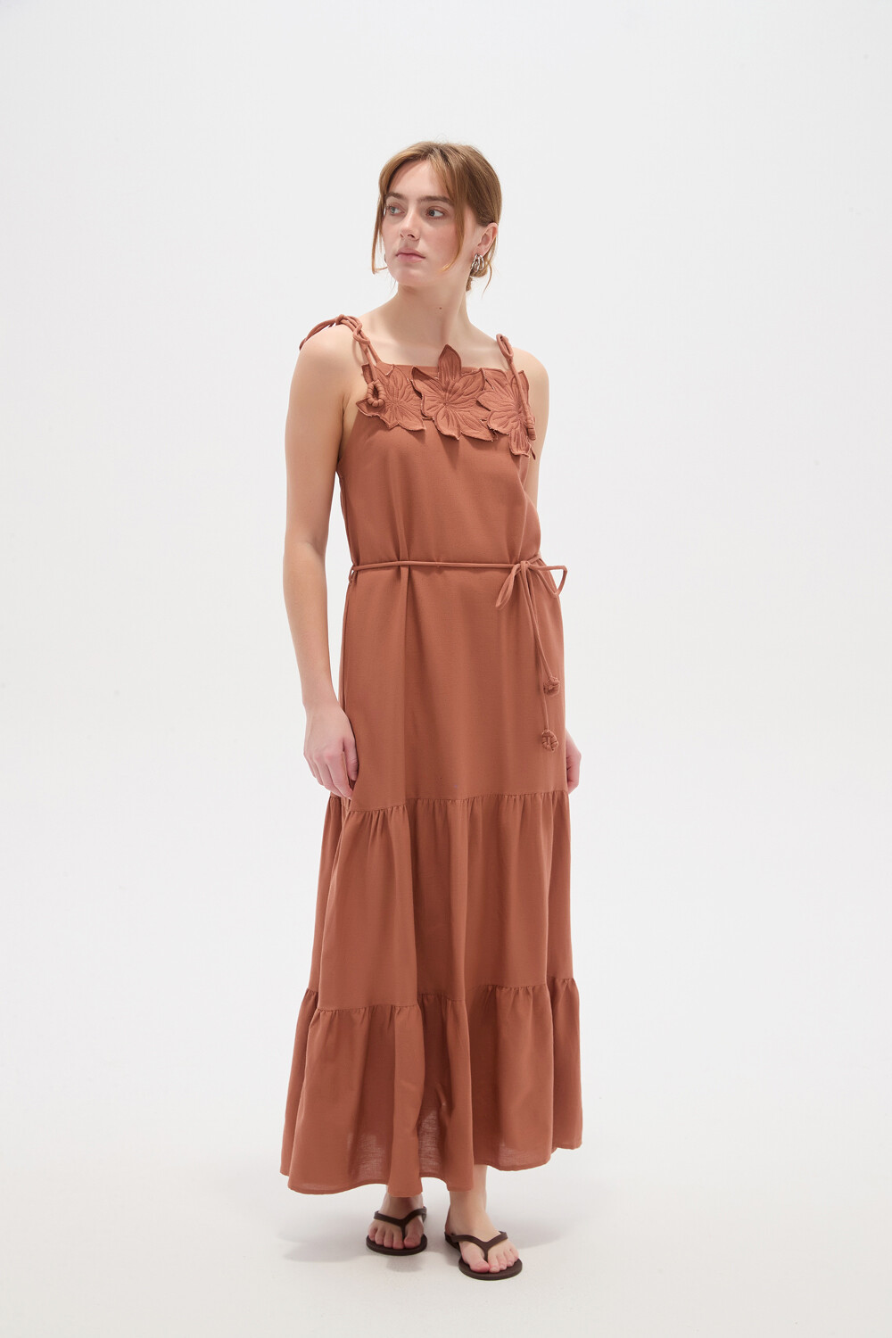Vestido Vesal Tostado