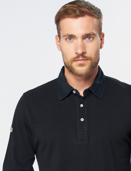 REMERA POLO LISA Negro