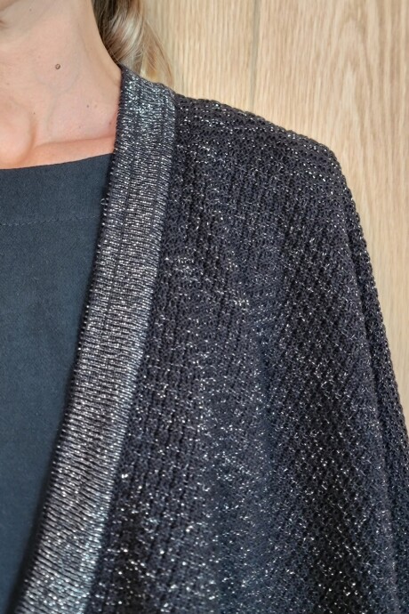 Ruana Samba Negro lurex plateado